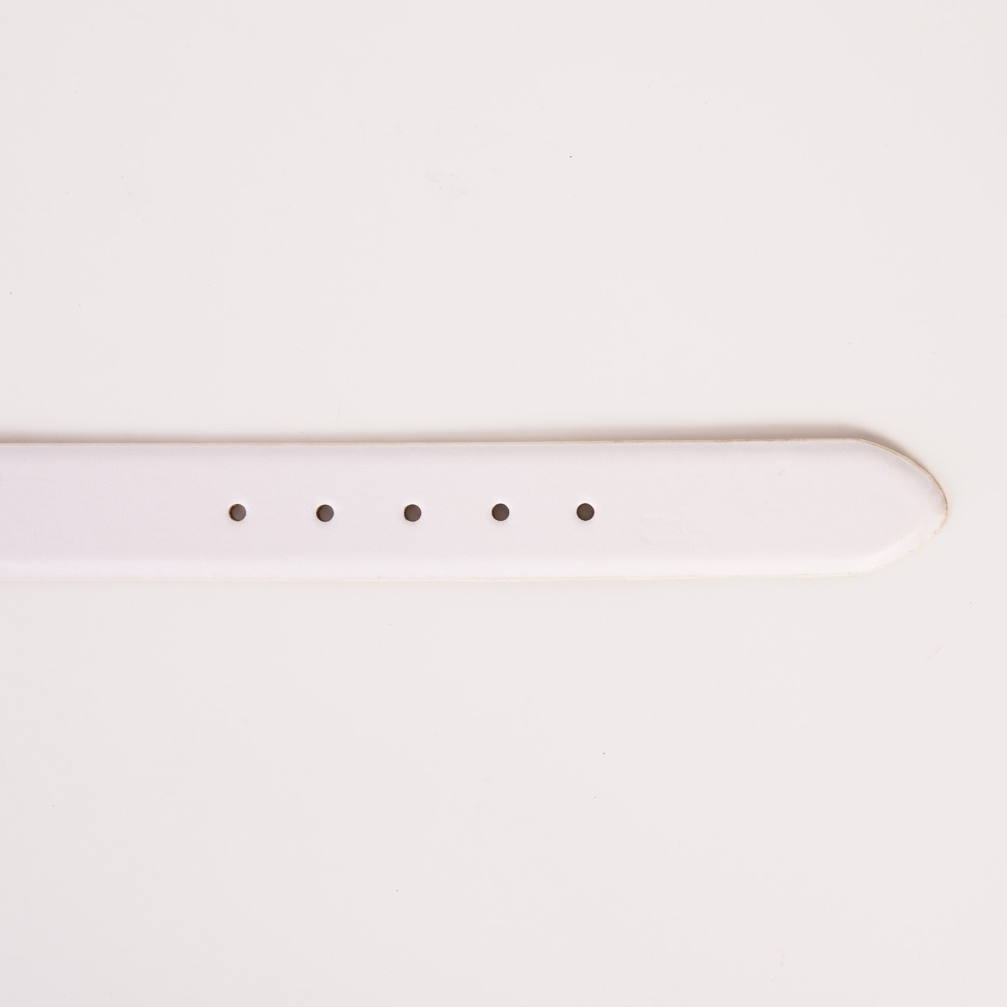 The Urgup White Calfskin Belt